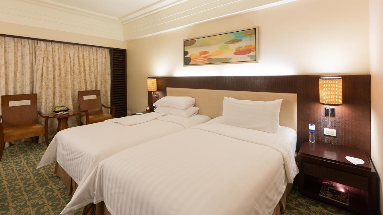 Shangri-La Mactan, Cebu Lapu-Lapu City Room photo A room at the hotel
